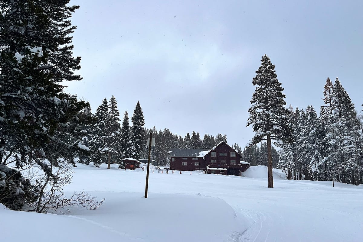 Cross-Country Skiing at Royal Gorge in California