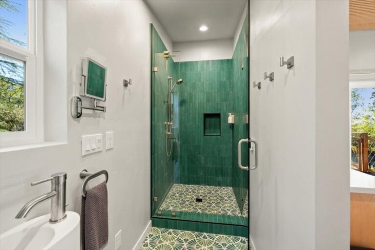 110-5760 Spanish Flat Rd-14